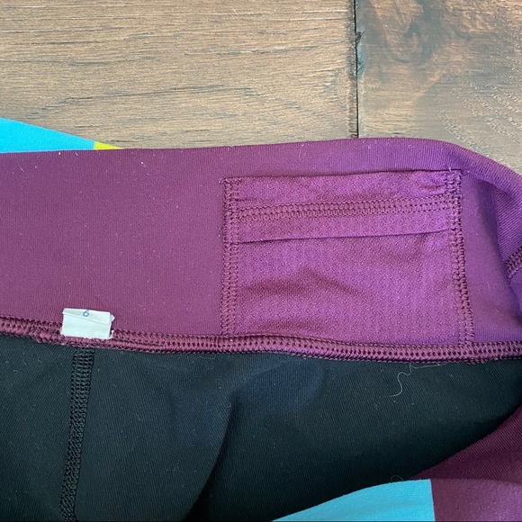 Lululemon Black Astro Shorts - 6 - Picture 6 of 10